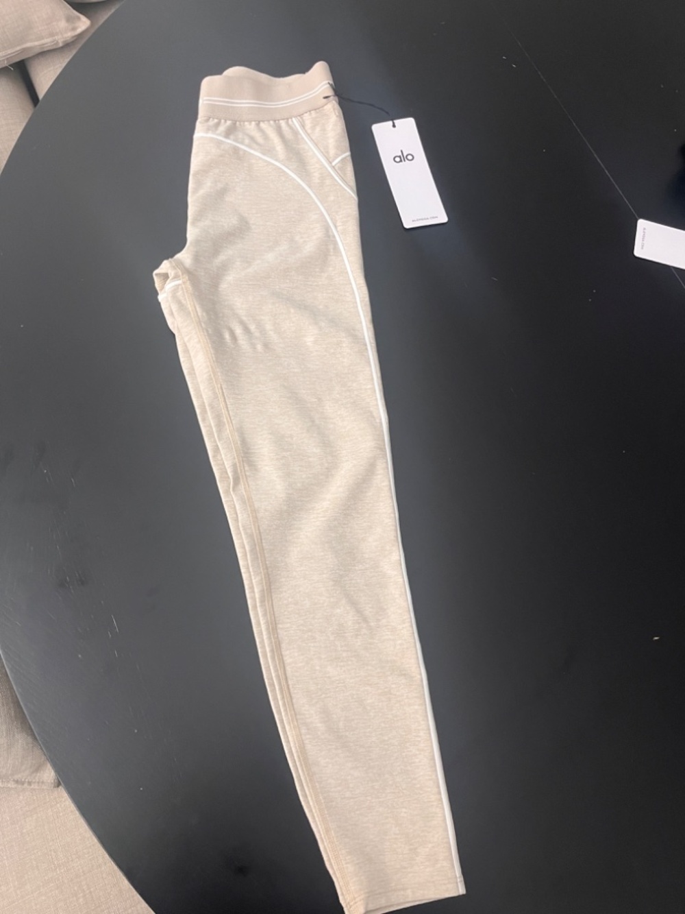 Alo set - Picture 2 of 6